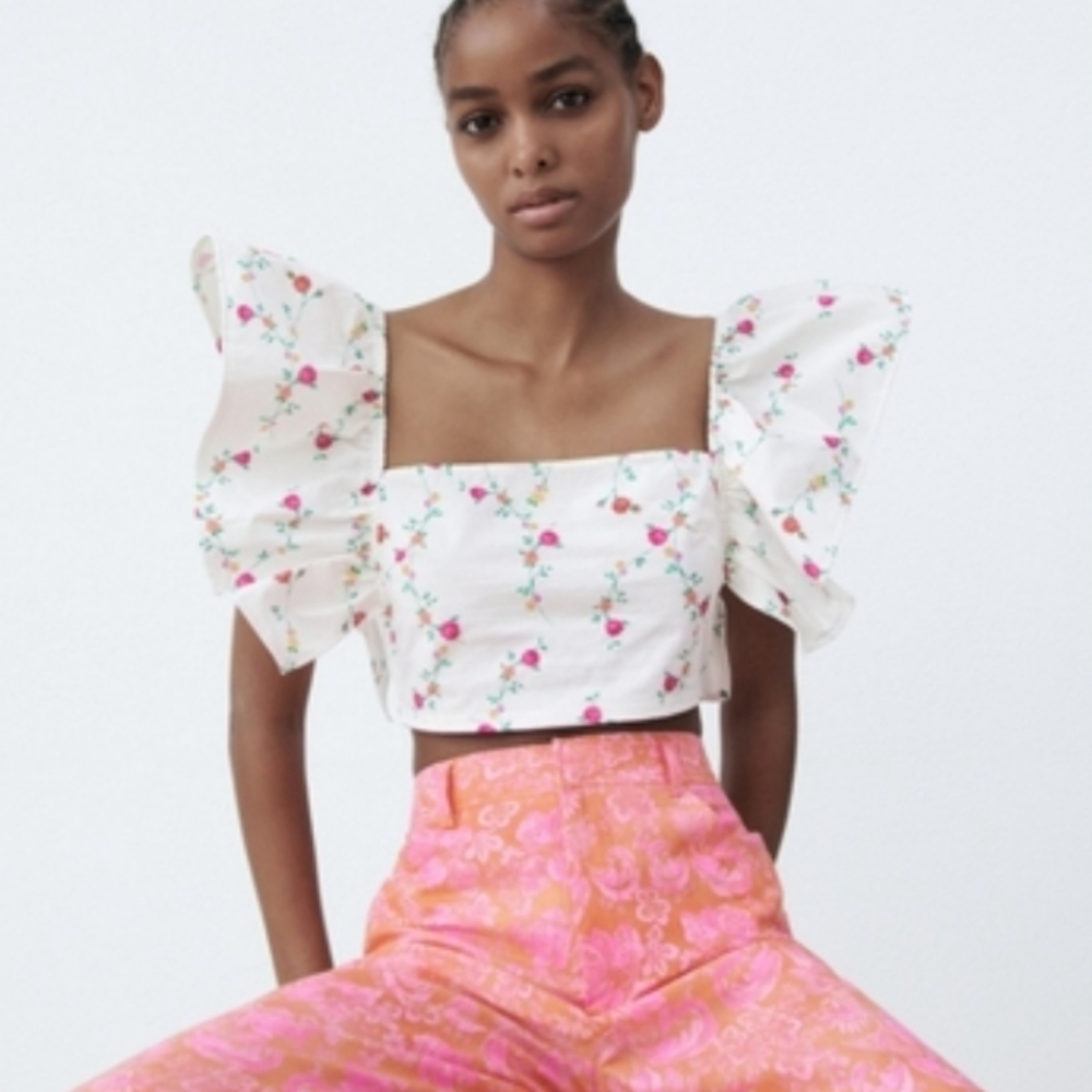 🆕️ Zara Floral Ruffle Top - Picture 1 of 4